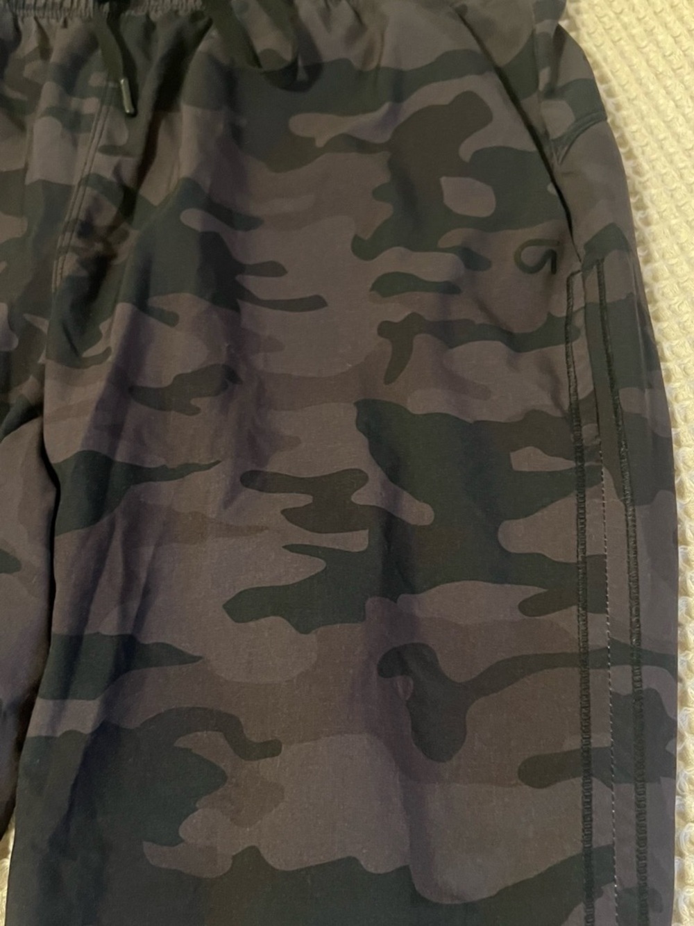 GAP gapfit Black Camo Drawstring Joggers Womens size small with pockets - Picture 4 of 6